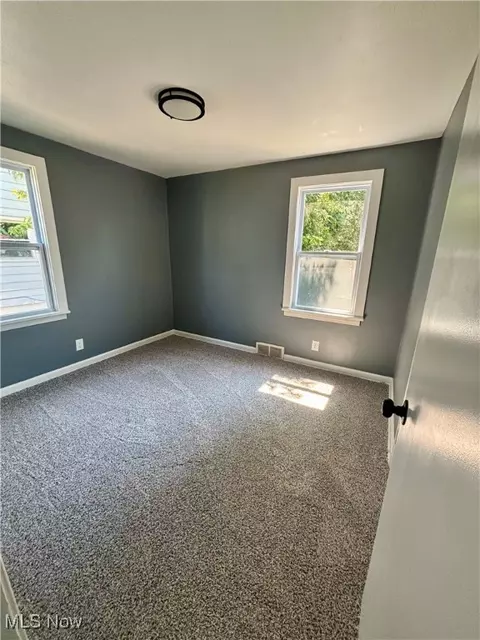 Bedroom - 426 11th St, Elyria, OH 44035 photo 1 of 6