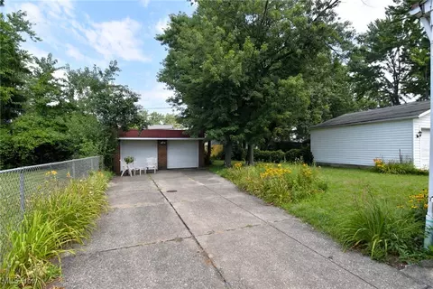 Exterior - 12611 Orme Rd, Garfield Heights, OH 44125 photo 7 of 9