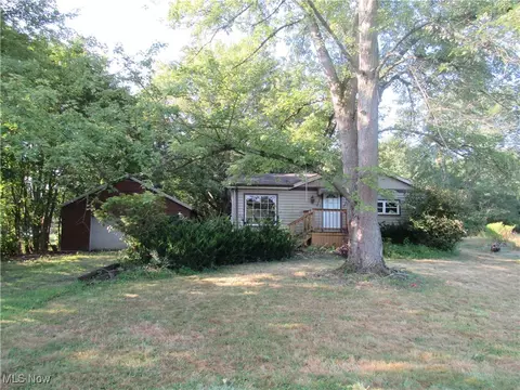 9714 Salem Warren Rd, Salem, OH 44460
