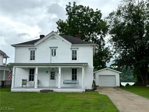 907 Park Ave, New Matamoras, OH 45767
