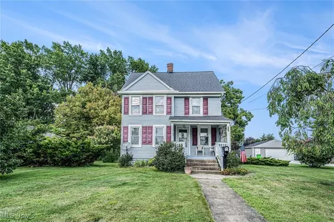 6123 Turney Rd, Garfield Heights, OH 44125