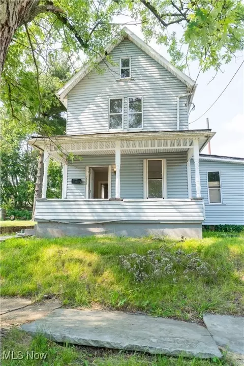 1511 2nd St NE, Canton, OH 44704