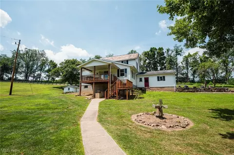 7307 Dover Zoar Rd NE, Dover, OH 44622