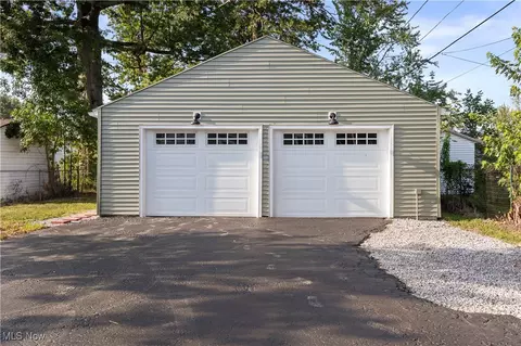 908 Clark St, Elyria, OH 44035 photo 31