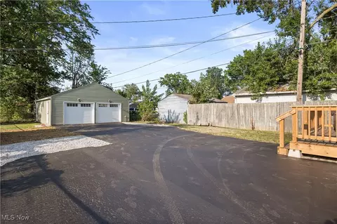 908 Clark St, Elyria, OH 44035 photo 35