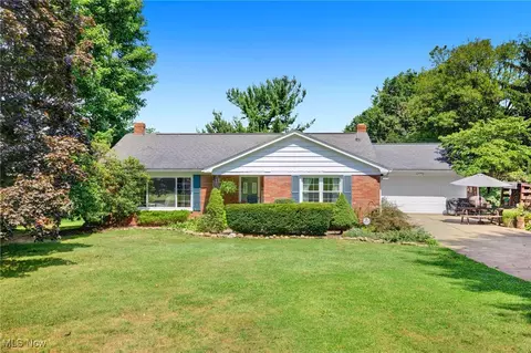 16178 Burton City Rd, Orrville, OH 44667