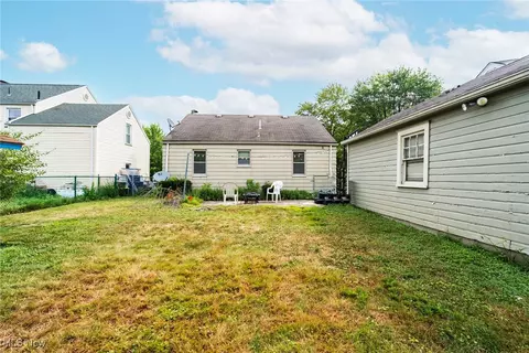 Exterior - 6510 Glendale Ave, Boardman, OH 44512 photo 3 of 9