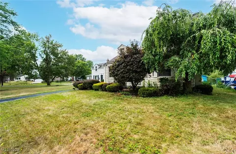 Exterior - 6510 Glendale Ave, Boardman, OH 44512 photo 2 of 9