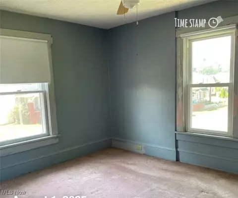 Bedroom - 3015 2nd St NW, Canton, OH 44708 photo 2 of 3