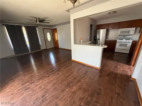 Living - 2445 Gilbert St, Akron, OH 44314 photo 3 of 4