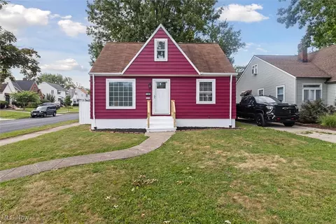 17401 Glenshire Ave, Cleveland, OH 44135