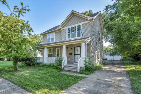 7011 Colfax Rd, Cleveland, OH 44104