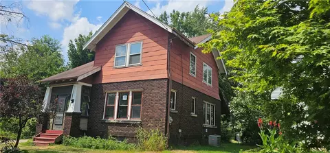 1483 Preston Ave, Akron, OH 44305