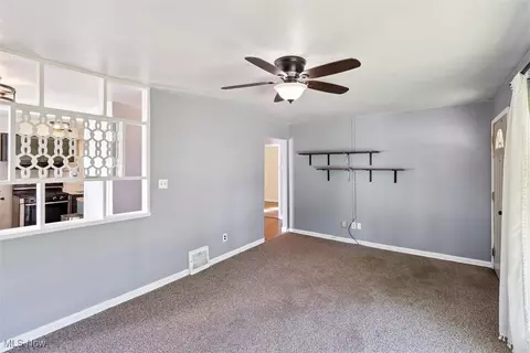 29816 Robert St, Wickliffe, OH 44092 photo 7
