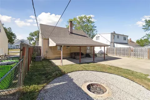 29816 Robert St, Wickliffe, OH 44092 photo 32