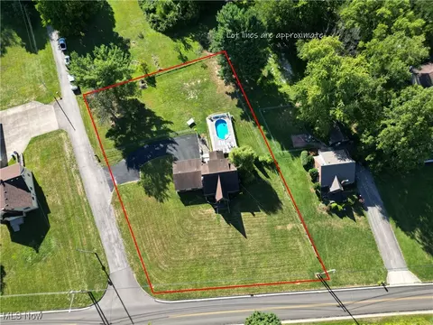 95 Clingan Rd, Struthers, OH 44471 photo 5