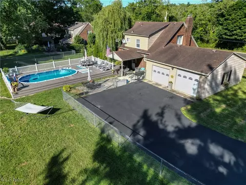 95 Clingan Rd, Struthers, OH 44471 photo 11