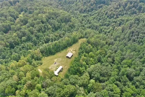 164 Outback Dr, Grantsville, WV 26147