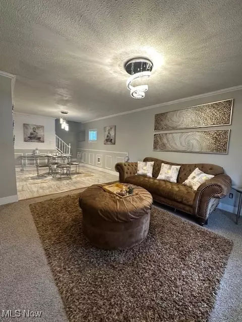 Living - 216 E 33rd St, Lorain, OH 44055 photo 1 of 1