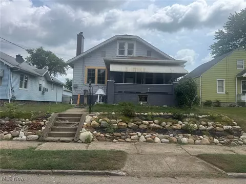 1016 Clinton Ave SW, Canton, OH 44706