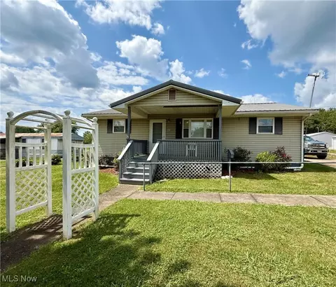 42177 State Route 7, Coolville, OH 45723