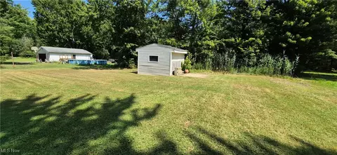 Exterior - 2212 Tryon Rd, Ashtabula, OH 44004 photo 3 of 4