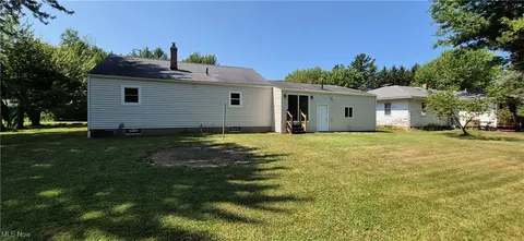 Exterior - 2212 Tryon Rd, Ashtabula, OH 44004 photo 2 of 4