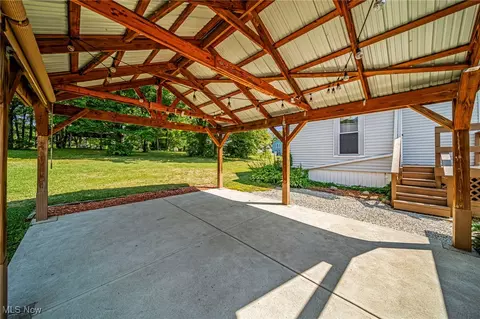 Exterior - 6327 Bales Ct, Ashtabula, OH 44004 photo 7 of 7