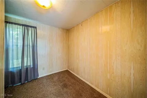 Bedroom - 6327 Bales Ct, Ashtabula, OH 44004 photo 1 of 9