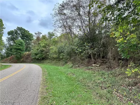 3275 Highland Ridge Rd, Lowell, OH 45744