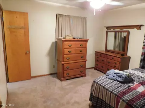 Bedroom - 1808 W 19th St, Ashtabula, OH 44004 photo 2 of 3