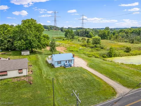 2802 Trump Ave SE, Canton, OH 44707