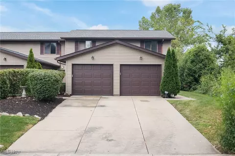 110 Greenwich Rd #40, Seville, OH 44273