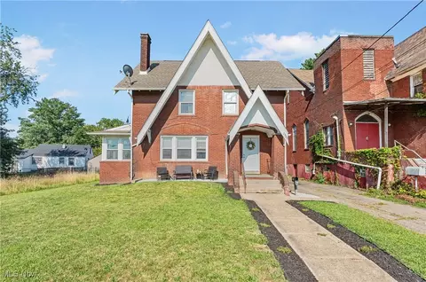 2409 Gilbert Ave NE, Canton, OH 44705