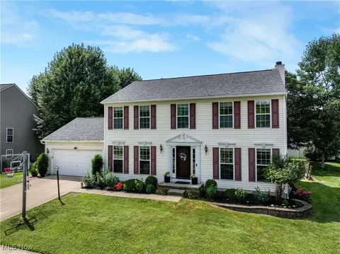 224 Weatherstone Ct, Copley, OH 44321