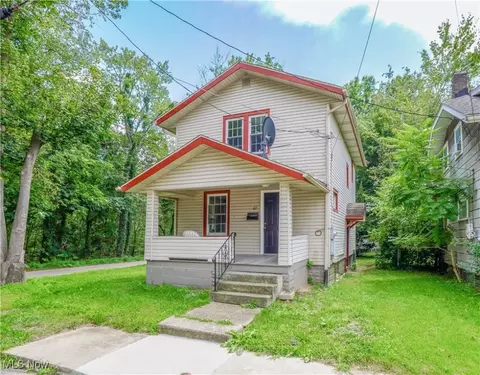 67 Chester Ave SE, Massillon, OH 44646