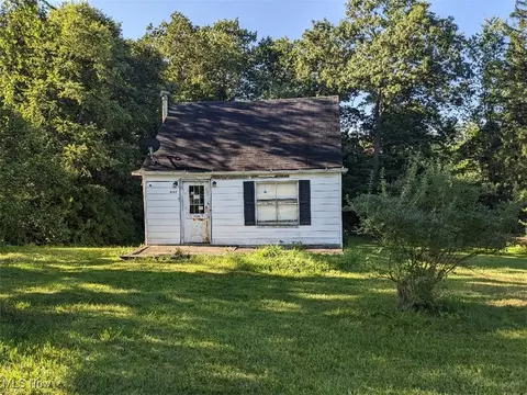 4492 Cleveland St, Brunswick, OH 44212
