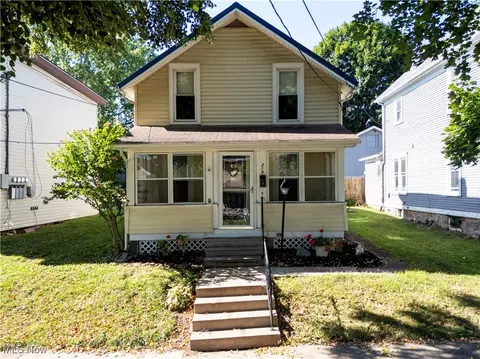 219 W Washington St, Ashland, OH 44805