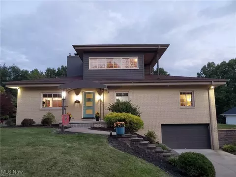 140 Walnut Ave, Saint Clairsville, OH 43950