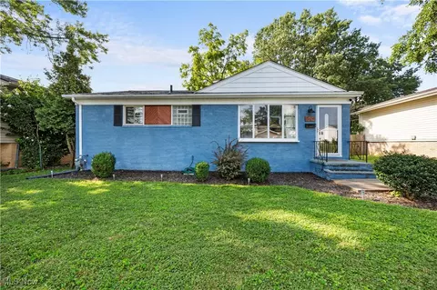 2575 Marda Dr, Parma, OH 44134