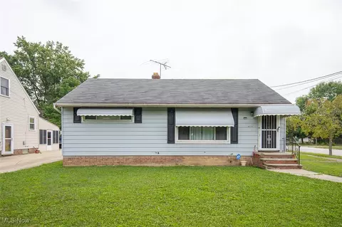 4335 W 182nd St, Cleveland, OH 44135