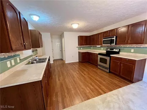 518 King St, Minerva, OH 44657 photo 5