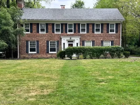 13901 Larchmere Blvd, Shaker Heights, OH 44120