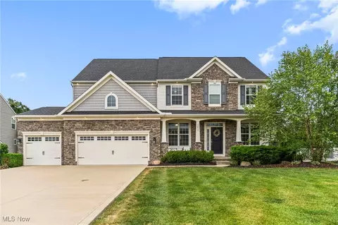5457 Drayton Hall, Valley City, OH 44280