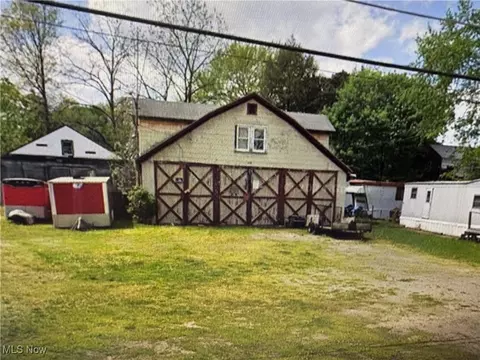 386 Columbine Ave, Akron, OH 44312