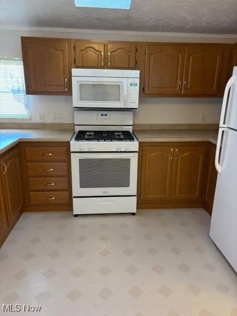 21 Redwood St, Beloit, OH 44609 photo 12