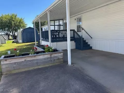 21 Redwood St, Beloit, OH 44609 photo 2