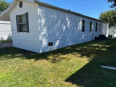 21 Redwood St, Beloit, OH 44609 photo 3