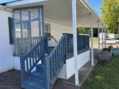 21 Redwood St, Beloit, OH 44609 photo 6