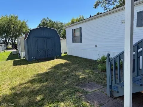 21 Redwood St, Beloit, OH 44609 photo 5